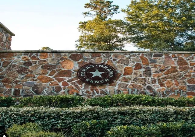 Photo 3 of Land for sale at 14 37 61a Dipping Vat Rd, New Waverly, TX 77358 | MLS# 75707554 | Listing updated on 2025-06-16