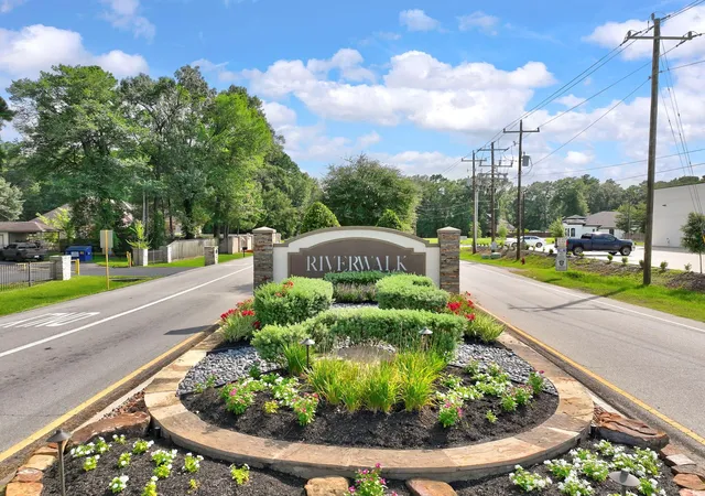Photo 3 of Mansion for sale at 19634 Riverwalk Dr, Porter, TX 77365 | MLS# 11524534 | Listing updated on 2026-09-11