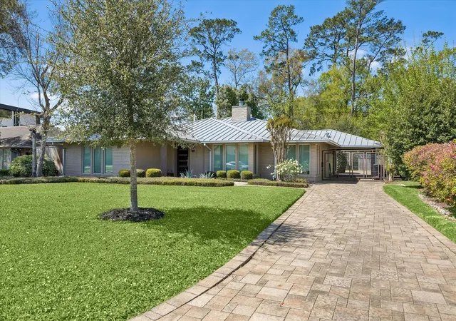1st image of 623 Pinehaven Dr Dr, Houston, TX 77024 | MLS# 10333574