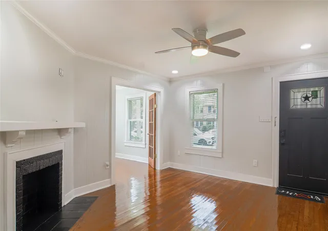5th image of 2148 Sul Ross St, Houston, TX 77098 | MLS# 95920639