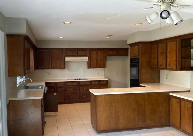 Photo 2 of Sale Pending at 6907 King Arthur Ct, Spring, TX 77379 | MLS# 18793166 | Listing updated on 2026-09-21
