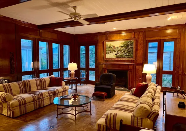 3rd image of 5610 Woodway Dr, Houston, TX 77056 | MLS# 87954529