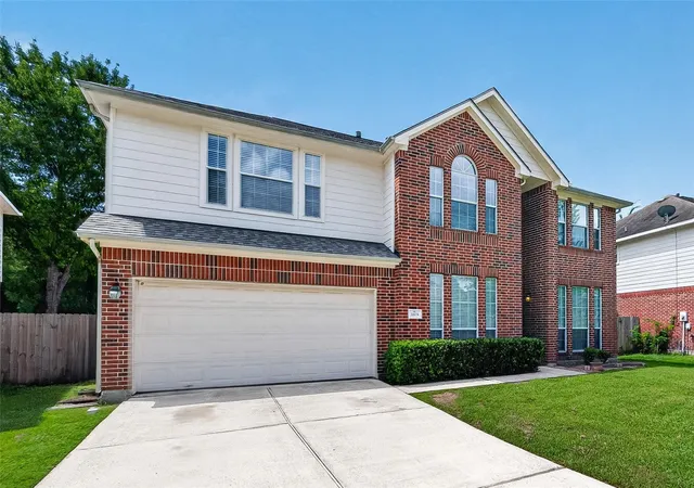 3rd image of 3815 Kristin Lee Ln, Houston, TX 77014 | MLS# 24437459