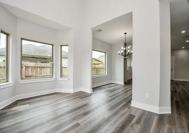 3rd image of 3337 Shelby Cir, Houston, TX 77051 | MLS# 76970227