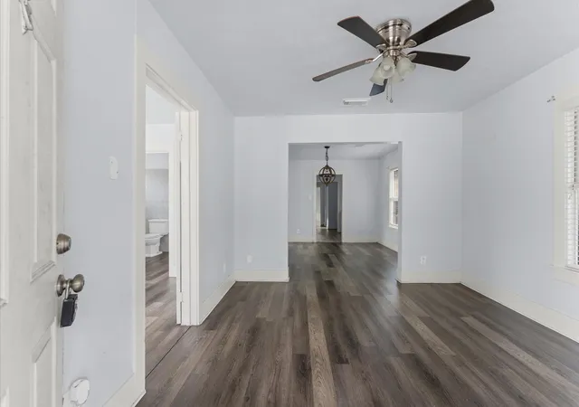 Photo 4 of Single family home for sale at 6714 Schuller Rd, Houston, TX 77093 | MLS# 46886328 | Listing updated on 2026-09-16