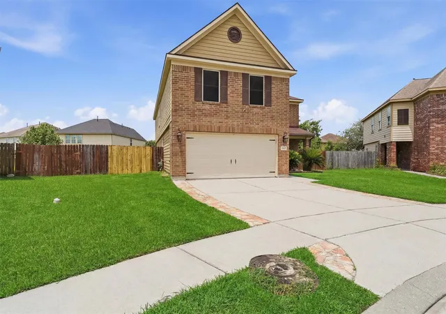 Photo 2 of Sale Pending at 5407 Echinacea Cir, Baytown, TX 77521 | MLS# 26002978 | Listing updated on 2026-09-09