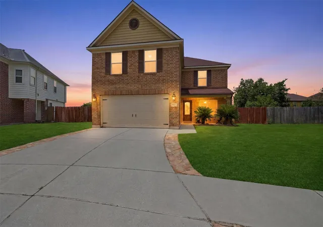 Photo 3 of Sale Pending at 5407 Echinacea Cir, Baytown, TX 77521 | MLS# 26002978 | Listing updated on 2026-09-09