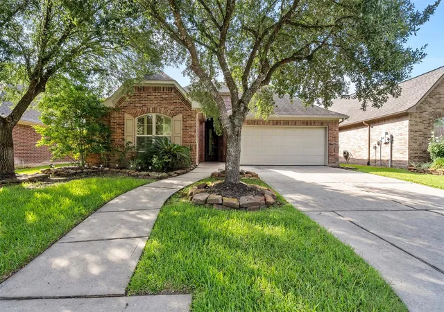 Photo 1 of Single family home for sale at 21067 Williams Crk Dr, Porter, TX 77365 | MLS# 77205094 | Listing updated on 2026-08-31