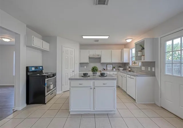4th image of 18810 Timber Way Dr, Humble, TX 77346 | MLS# 84769010