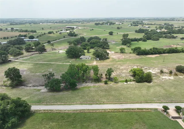 Photo 4 of Sale Pending at 7009 Sandy Hill Rd, Brenham, TX 77833 | MLS# 49738603 | Listing updated on 2026-09-08