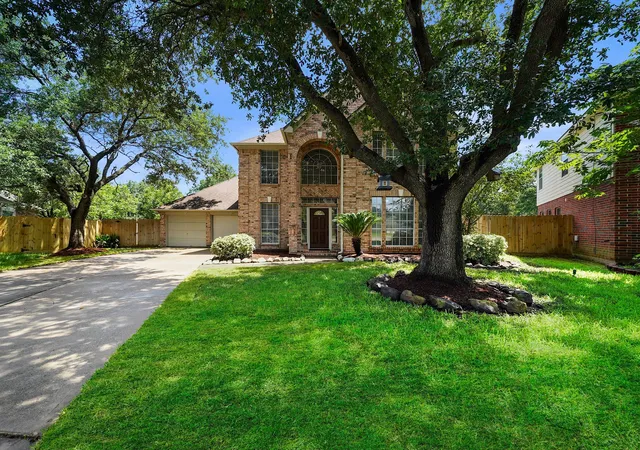 2nd image of 12546 Castlestone Dr, Houston, TX 77065 | MLS# 92178586