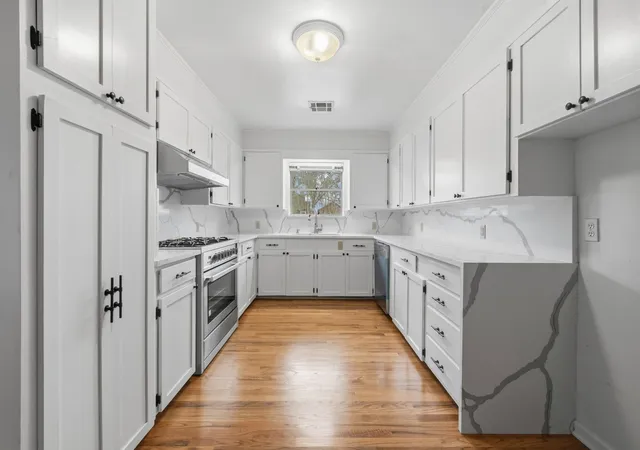 Photo 2 of Single family home for sale at 114 Taft Ave, Cleveland, TX 77327 | MLS# 40659380 | Listing updated on 2026-07-25