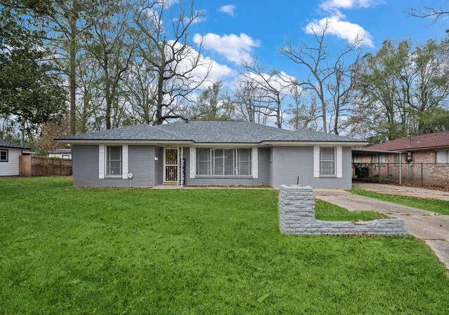 Photo 3 of Single family home for sale at 114 Taft Ave, Cleveland, TX 77327 | MLS# 40659380 | Listing updated on 2026-07-25