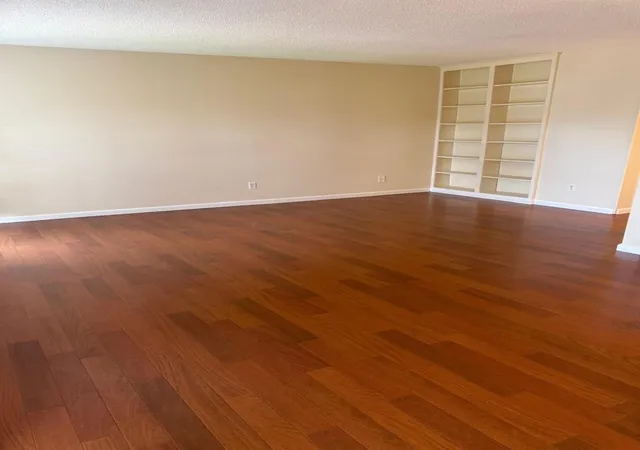 4th image of 6402 Del Monte Dr #57, Houston, TX 77057 | MLS# 33914658