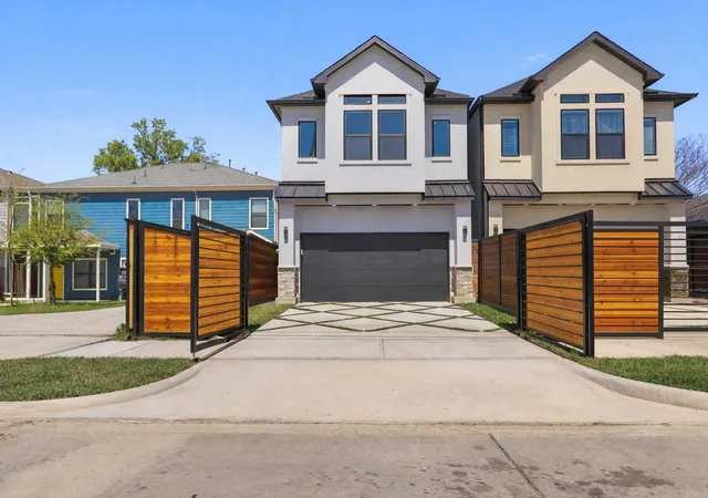 Photo 1 of Single family home for sale at 6611 Avenue O, Houston, TX 77011 | MLS# 41061709 | Listing updated on 2026-07-12