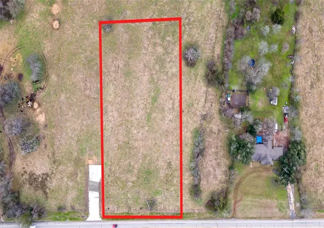 Photo 2 of Land for sale at Tbd Main St, Madisonville, TX 77864 | MLS# 30140472 | Listing updated on 2026-01-05