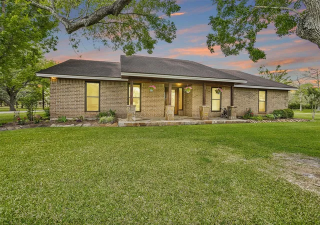 1st image of 4402 Spears Road, Manvel, TX 77578 | MLS# 70735780