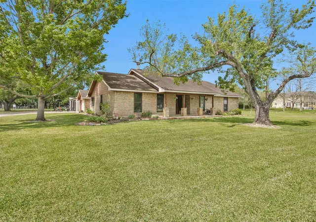 2nd image of 4402 Spears Road, Manvel, TX 77578 | MLS# 70735780