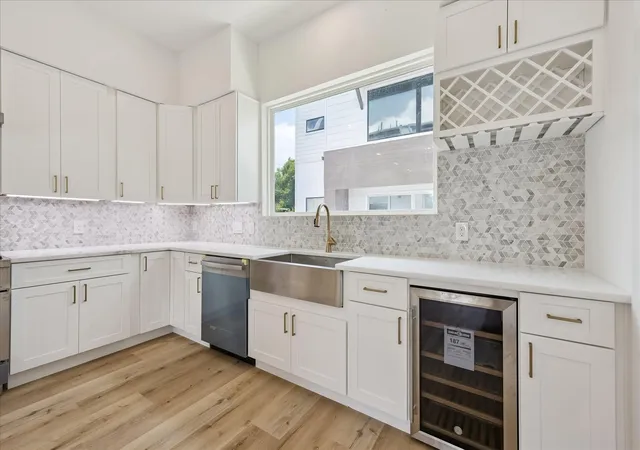 3rd image of 1034 W 17Th St St #A, Houston, TX 77008 | MLS# 10875403