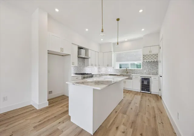 4th image of 1034 W 17Th St St #A, Houston, TX 77008 | MLS# 10875403