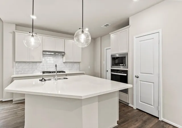 Photo 2 of Single family home for sale at 9389 Cordial Cir, Montgomery, TX 77316 | MLS# 80517794 | Listing updated on 2026-09-13