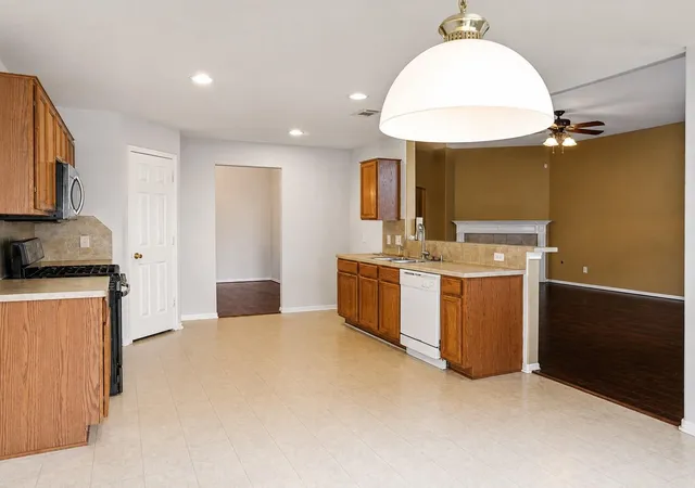 Photo 4 of Single family home for sale at 16442 Sylvan Dale Dr, Humble, TX 77346 | MLS# 27826145 | Listing updated on 2026-10-07