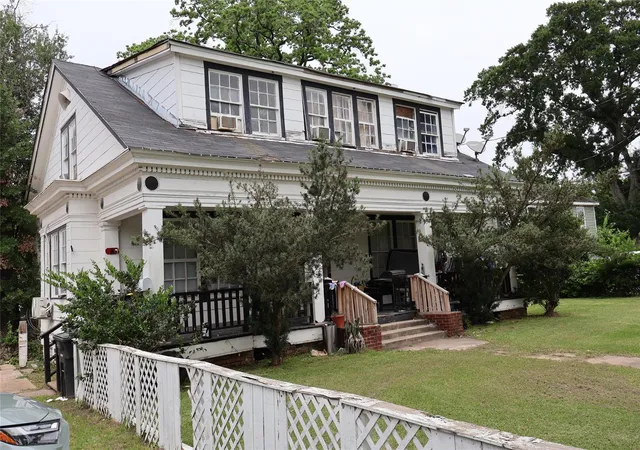 1st image of 7909 Easton St, Houston, TX 77017 | MLS# 86462005