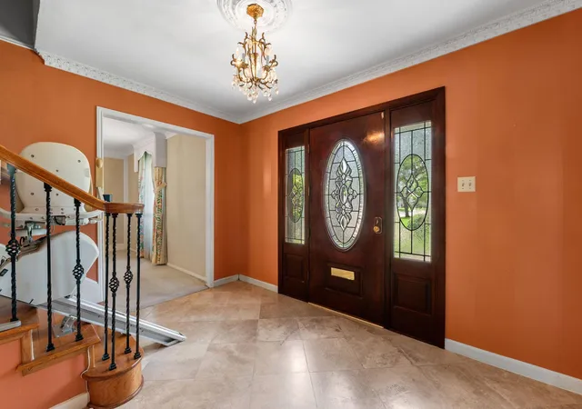 Photo 4 of Single family home for sale at 14302 Apple Tree Rd, Houston, TX 77079 | MLS# 93252060 | Listing updated on 2026-09-12