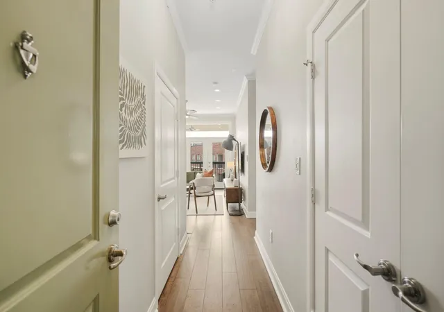 2nd image of 300 St Joseph Pkwy #302, Houston, TX 77002 | MLS# 40516384