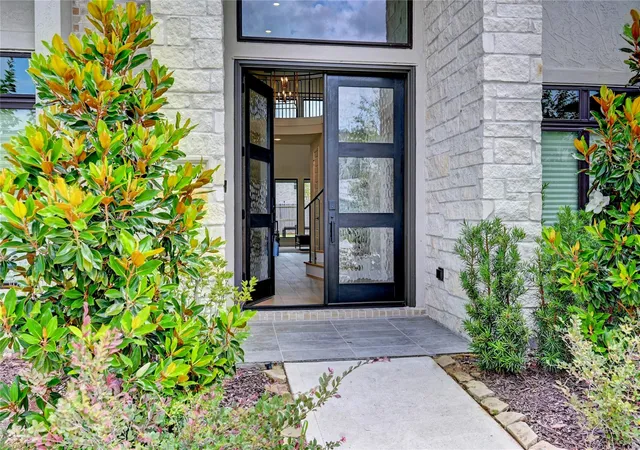 Photo 2 of Single family home for sale at 5503 Rocky Banks Way, Fulshear, TX 77441 | MLS# 63083817 | Listing updated on 2026-08-03