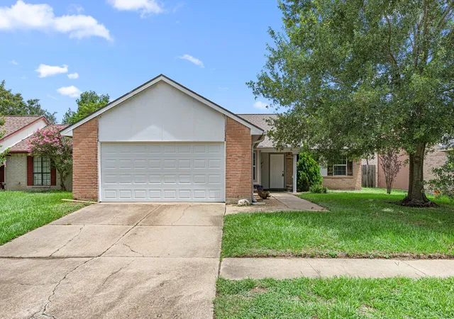 Photo 2 of Single family home for sale at 16918 Nevisway St, Houston, TX 77084 | MLS# 91307694 | Listing updated on 2026-09-20
