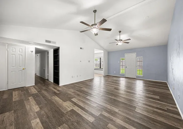 Photo 4 of Single family home for sale at 16918 Nevisway St, Houston, TX 77084 | MLS# 91307694 | Listing updated on 2026-09-20