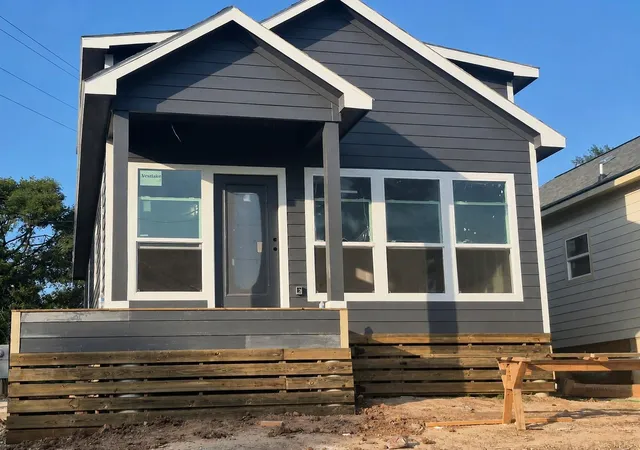2nd image of 117 Rain Forest Rd, Onalaska, TX 77360 | MLS# 12234446