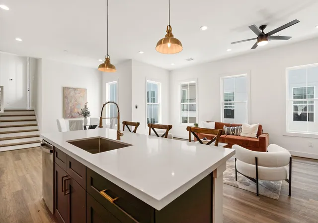 Photo 1 of Single family home for sale at 1142 W 16th Street, Houston, TX 77008 | MLS# 64109741 | Listing updated on 2026-09-17