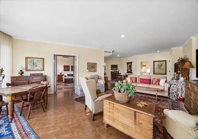 2nd image of 5050 Woodway Dr, Houston, TX 77056