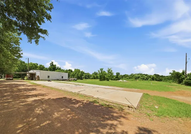 Homes for sale in Franklin, TX | 301 Cooks Ln, Franklin, TX 77856 | MLS# 40842927