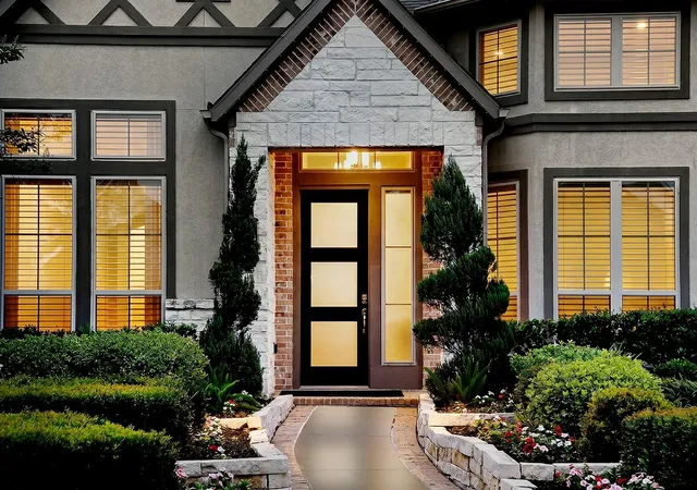 2nd image of 15310 Viviente Dr, Conroe, TX 77302 | MLS# 27313075