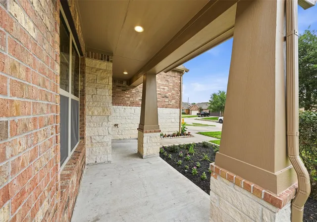 Photo 3 of Single family home for sale at 9422 Harmony Lake Ln, Richmond, TX 77469 | MLS# 89550244 | Listing updated on 2026-09-20
