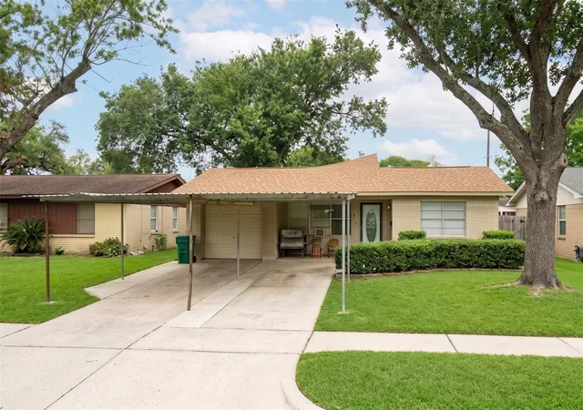 Single family home for sale at 3311 Longwood Dr, Pasadena, TX 77503 | MLS# 2841930
