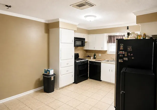 Photo 3 of Single family home for sale at 3311 Longwood Dr, Pasadena, TX 77503 | MLS# 2841930 | Listing updated on 2026-08-29