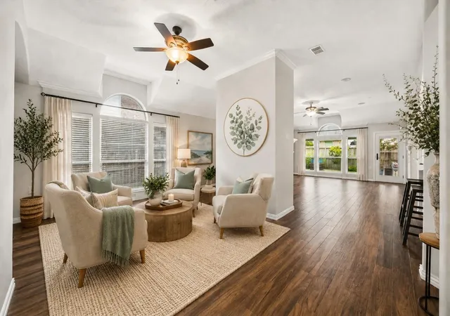 Homes for sale in League City, TX | 140 Greenridge Cir, League City, TX 77573 | MLS# 84457346