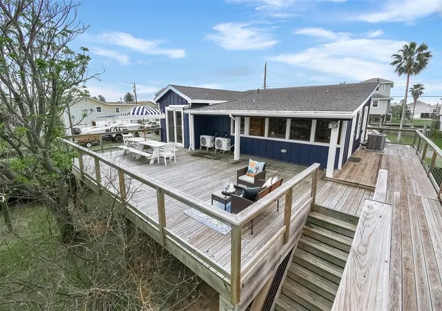 Photo 1 of Single family home for sale at 16630 Bermuda Way, Galveston, TX 77554 | MLS# 15471079 | Listing updated on 2026-03-27