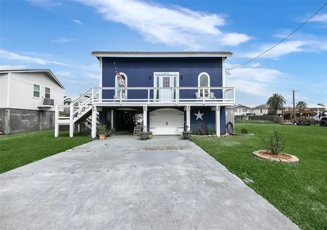 Photo 2 of Single family home for sale at 16630 Bermuda Way, Galveston, TX 77554 | MLS# 15471079 | Listing updated on 2026-03-27