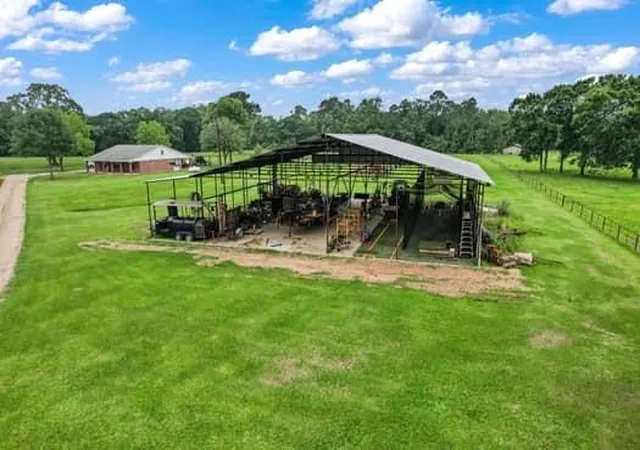 3rd image of 199 County Road 2357, Liberty, TX 77575 | MLS# 40509066
