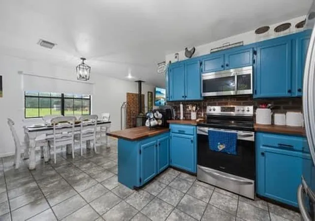 5th image of 199 County Road 2357, Liberty, TX 77575 | MLS# 40509066