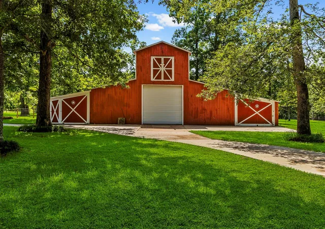 4th image of 846 Savannah Ln, Livingston, TX 77351 | MLS# 92167525