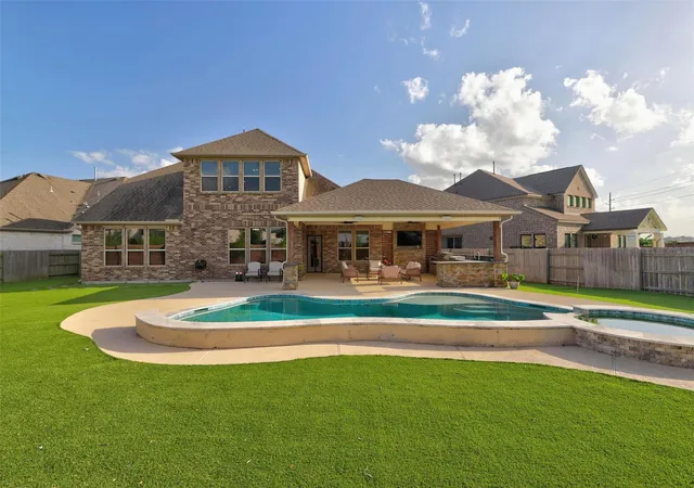 Photo 3 of Single family home for sale at 23106 Mulberry Thicket Trl, Katy, TX 77493 | MLS# 79907688 | Listing updated on 2026-09-01