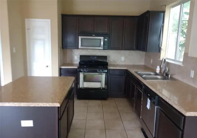 Homes for sale in Buda, TX | 276 Nandina Dr, Buda, TX 78610 | MLS# 11275613