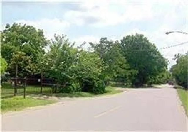 4th image of 4147 Fuqua St, Houston, TX 77048 | MLS# 69501129