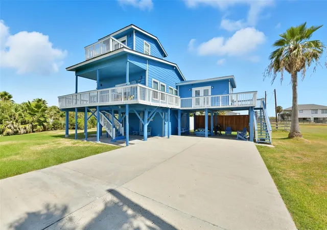 Photo 3 of Single family home for sale at 3917 3rd Street, Galveston, TX 77554 | MLS# 17620234 | Listing updated on 2026-08-27